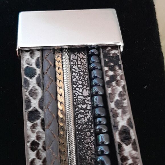6 Strand Python Magnetic Leather  Bracelet With Tourquouse Stone...New - Picture 4 of 7